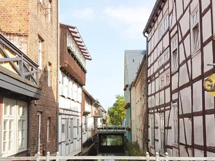 Fachwerkhäuser an einem Wasserlauf in Salzwedel